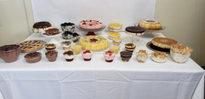 Mister Chicken Fall River outside