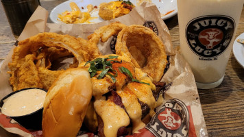 Juicy Lucy's Burger And Grill food