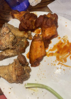 Tewbeleaux's Grill food