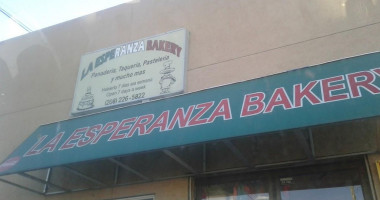 LA Esperanza Panaderia Y outside