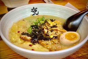 Ganko Ittetsu Ramen food