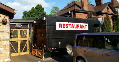 Urban Cowboy Public House outside