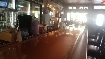 Farley's Pub inside