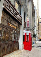 Tacombi outside
