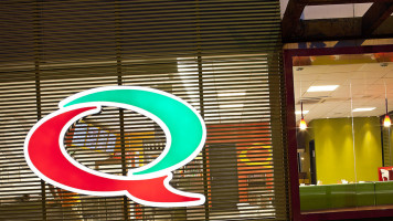 Quiznos Sub logo