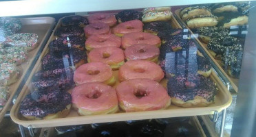 Winchell's Donut House food