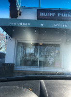 Bluff Park Ice Cream Shoppe outside