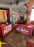 Red Robin America's Gourmet Burgers And Spirits inside