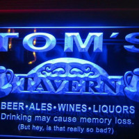 Tom's Tavern inside