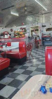 Dixie Lee Dinner inside