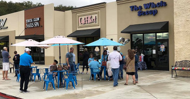 The Whole Scoop Ice Cream Shop outside