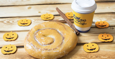 Lamar's Donuts And Coffee food