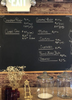 Lisa Anne's Country Cupboard Bakery menu