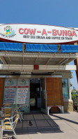 Cow-a-bunga Ice Cream Coffee outside