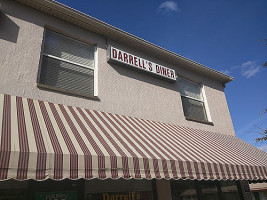 Darrell's Diner outside