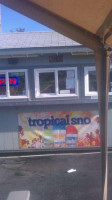 Tropical Sno outside