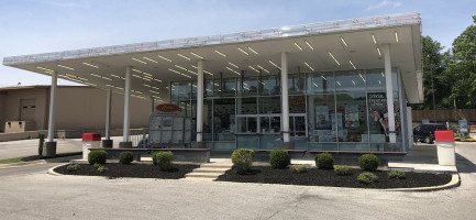 Andy's Frozen Custard outside