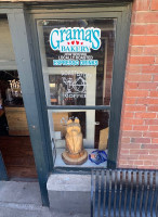 Grama's Bakery outside