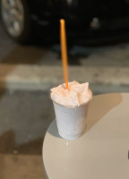 Shakes Cones drink