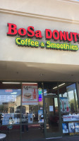 Bosa Donuts (higley Baseline) outside