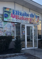 Elizabeth's Bakery outside