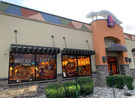 Taco Bell outside