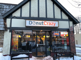 Donut Crazy outside