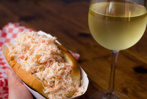 Pete's Seafood Sandwich drink