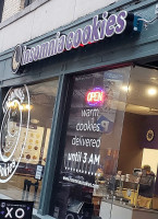 Insomnia Cookies outside