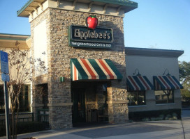 Applebee's outside