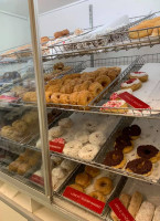 Gerry's Donuts food