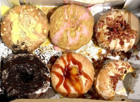 Duck Donuts food