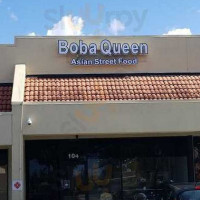 Boba Queen outside