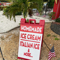 The Boardwalk Italian Ice Creamery outside