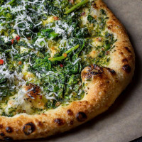 Crossroads Kitchen food