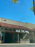 Old Slo Bbq Co. outside