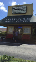 Richie's Gourmet Italian Ices outside