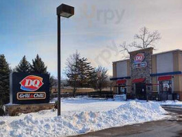 Dairy Queen Grill Chill outside