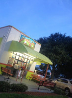 Jeremiah's Italian Ice outside