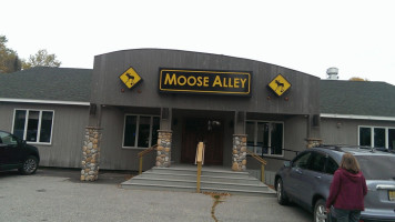 Moose Alley outside