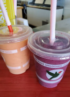 Robeks Fresh Juices Smoothies drink