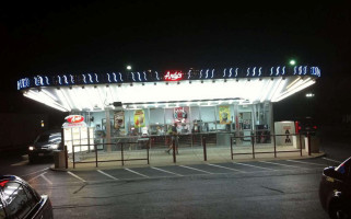 Andy's Frozen Custard outside