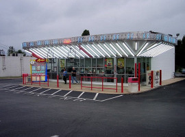 Andy's Frozen Custard outside