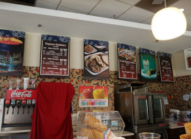 Topsy's Popcorn inside
