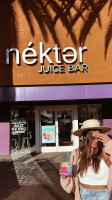 Nekter Juice outside