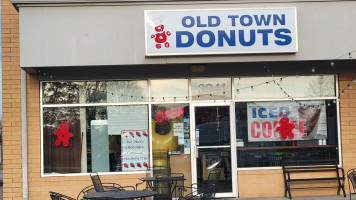 Old Town Donut Shop outside