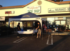 California's Taco Shop outside