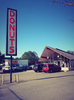 Original House Of Donuts outside