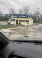 Daylight Donuts outside