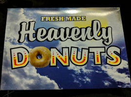 Heavenly Donuts logo